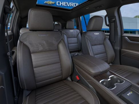 New 2026 GMC Acadia Denali Ultimate w/ LPO, Floor Liner Package FWD image 16