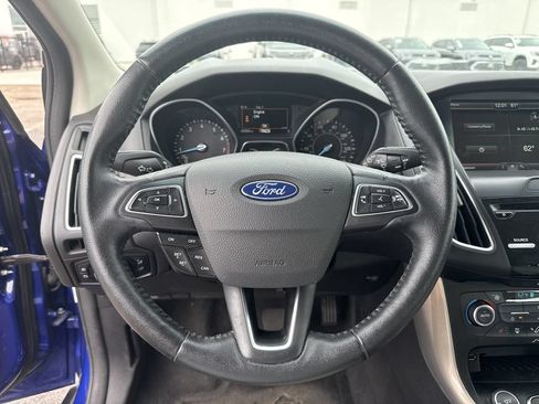 Used 2015 Ford Focus Titanium FWD image 14