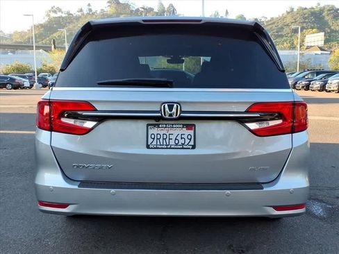 Certified 2022 Honda Odyssey Elite image 5