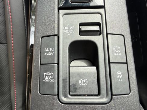 Certified 2024 Toyota Prius Prime FWD image 24