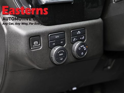 Used 2022 Chevrolet Silverado 1500 LT AWD/4WD image 22