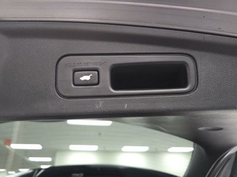Used 2023 Acura MDX SH-AWD w/ Advance Package image 13
