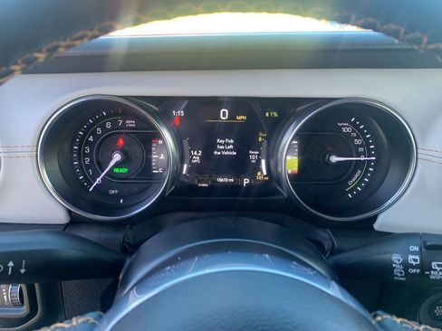 Used 2022 Jeep Wrangler Unlimited Sahara image 17