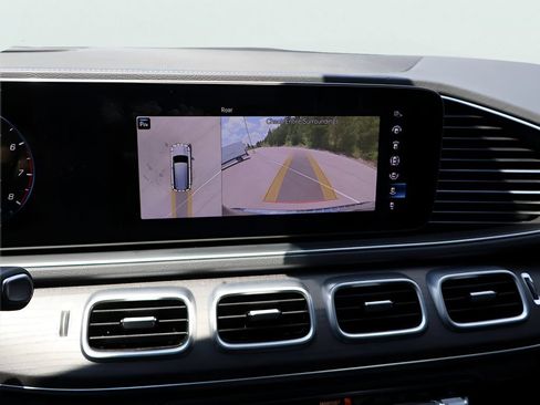 Certified 2022 Mercedes-Benz GLS 450 4MATIC image 24