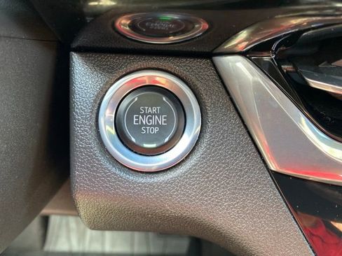 Used 2025 Buick Envista Sport Touring w/ Experience Buick Package FWD image 9