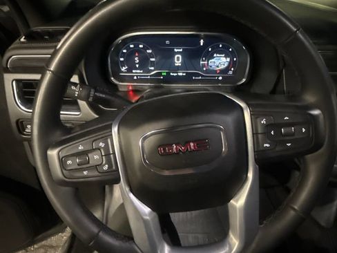 Used 2023 GMC Yukon XL SLT w/ SLT Luxury Package AWD/4WD image 25