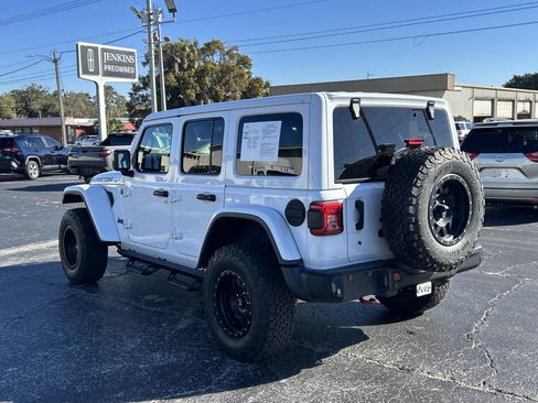 Used 2018 Jeep Wrangler Unlimited Rubicon image 5