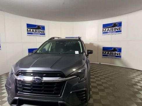 Used 2023 Subaru Ascent Premium w/ Convenience Package image 5