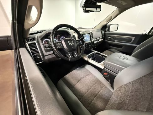 Used 2019 RAM 1500 Classic Warlock image 2