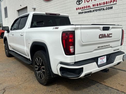 Used 2022 GMC Sierra 1500 Elevation w/ X31 Off-Road Package image 3