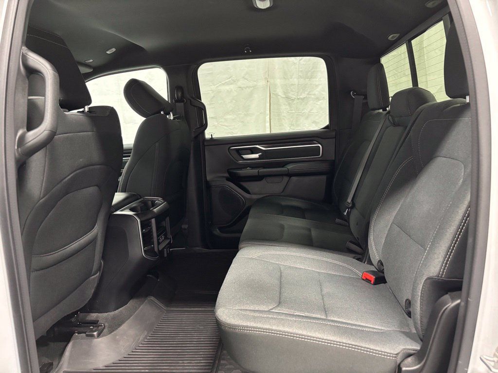 Used 2022 RAM 1500 Big Horn AWD/4WD image 43