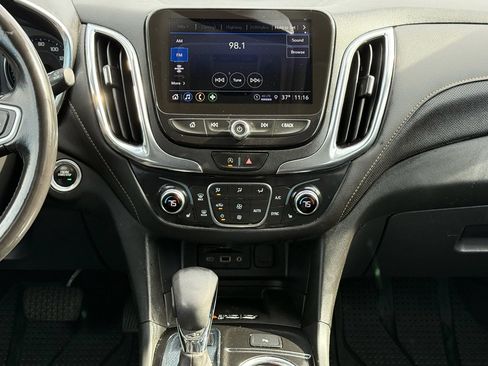 Certified 2022 Chevrolet Equinox Premier w/ Redline Edition image 9