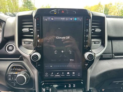 Used 2025 RAM 1500 Big Horn AWD/4WD image 41