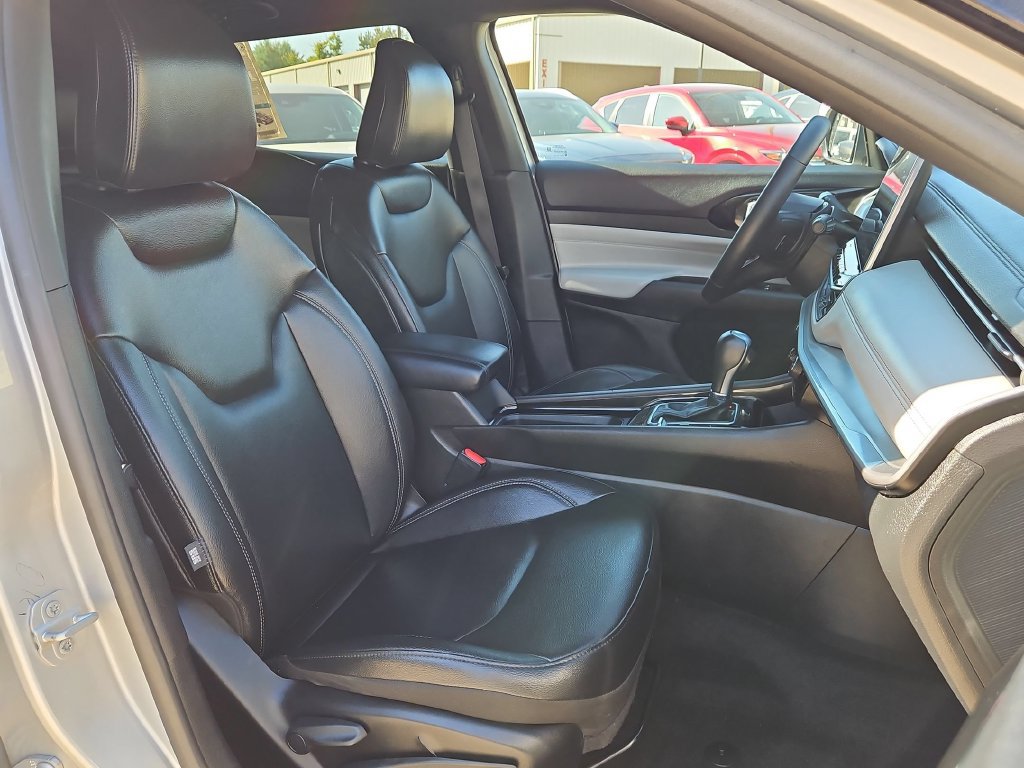 Used 2025 Jeep Compass Limited AWD/4WD image 31