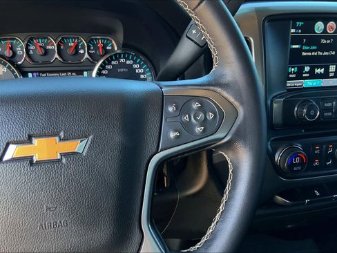 Used 2019 Chevrolet Silverado 1500 LT w/ Texas Edition AWD/4WD image 23