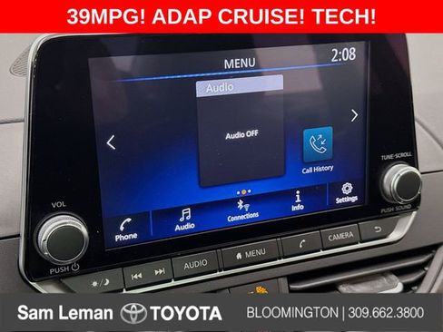 Used 2024 Nissan Altima 2.5 SV image 14