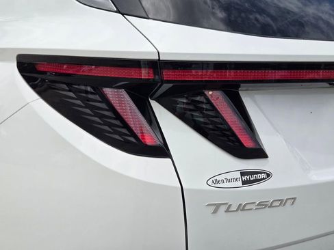 Certified 2025 Hyundai Tucson SEL AWD/4WD image 7