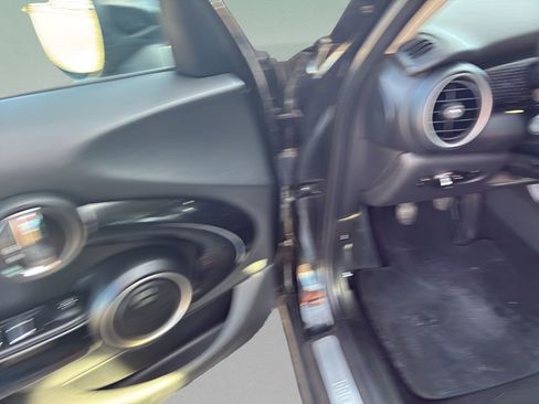 Used 2015 MINI Cooper S image 10