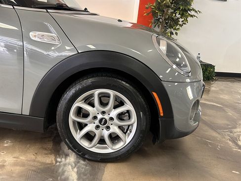 Used 2020 MINI Cooper S image 5