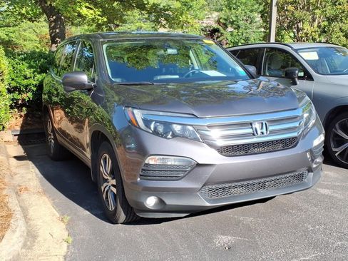 Used 2018 Honda Pilot EX-L image 4