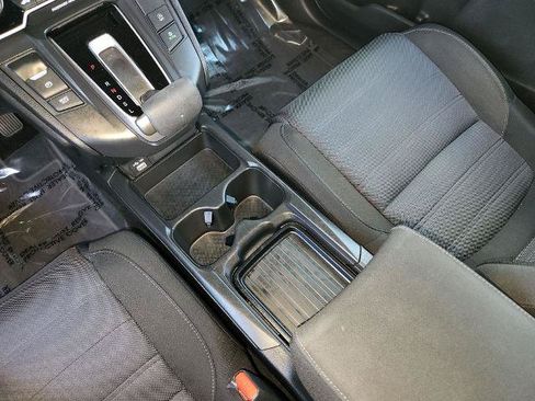 Used 2020 Honda CR-V LX image 22