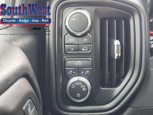 Used 2024 GMC Sierra 1500 Pro w/ Pro Value Package image 22