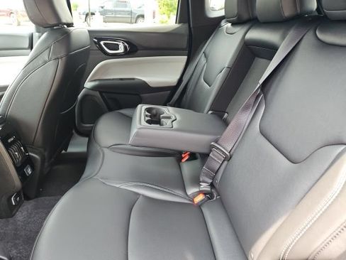 New 2026 Jeep Compass Limited AWD/4WD image 33