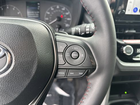 Certified 2024 Toyota Corolla Cross SE image 20