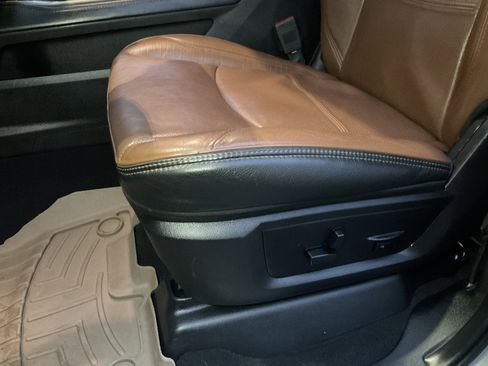 Used 2020 RAM 2500 Limited image 32