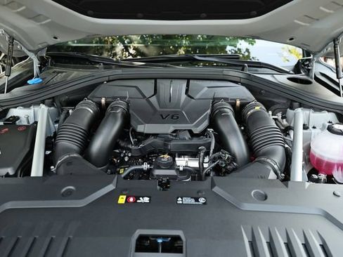 New 2026 Genesis GV70 3.5T Sport Prestige AWD/4WD image 14
