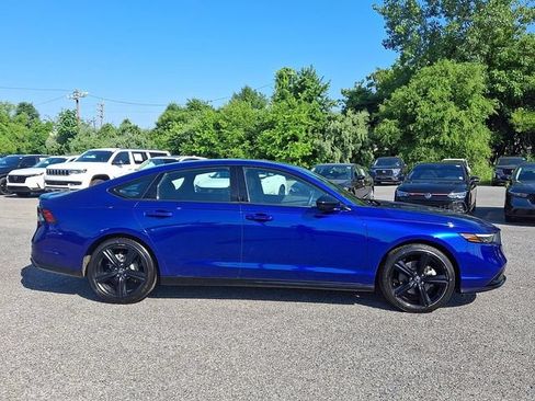 Certified 2025 Honda Accord Sport image 7