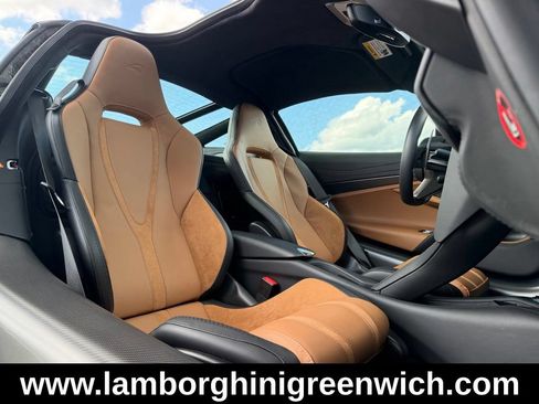 Used 2025 McLaren 750S RWD image 27