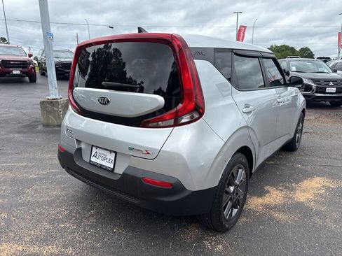 Used 2021 Kia Soul S FWD image 6