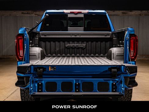 Used 2024 GMC Sierra 1500 AT4 w/ Technology Package image 8