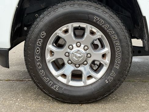 Used 2024 RAM 2500 Laramie w/ Safety Group AWD/4WD image 13