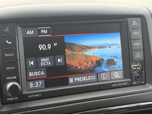 Used 2019 Dodge Grand Caravan SE image 26