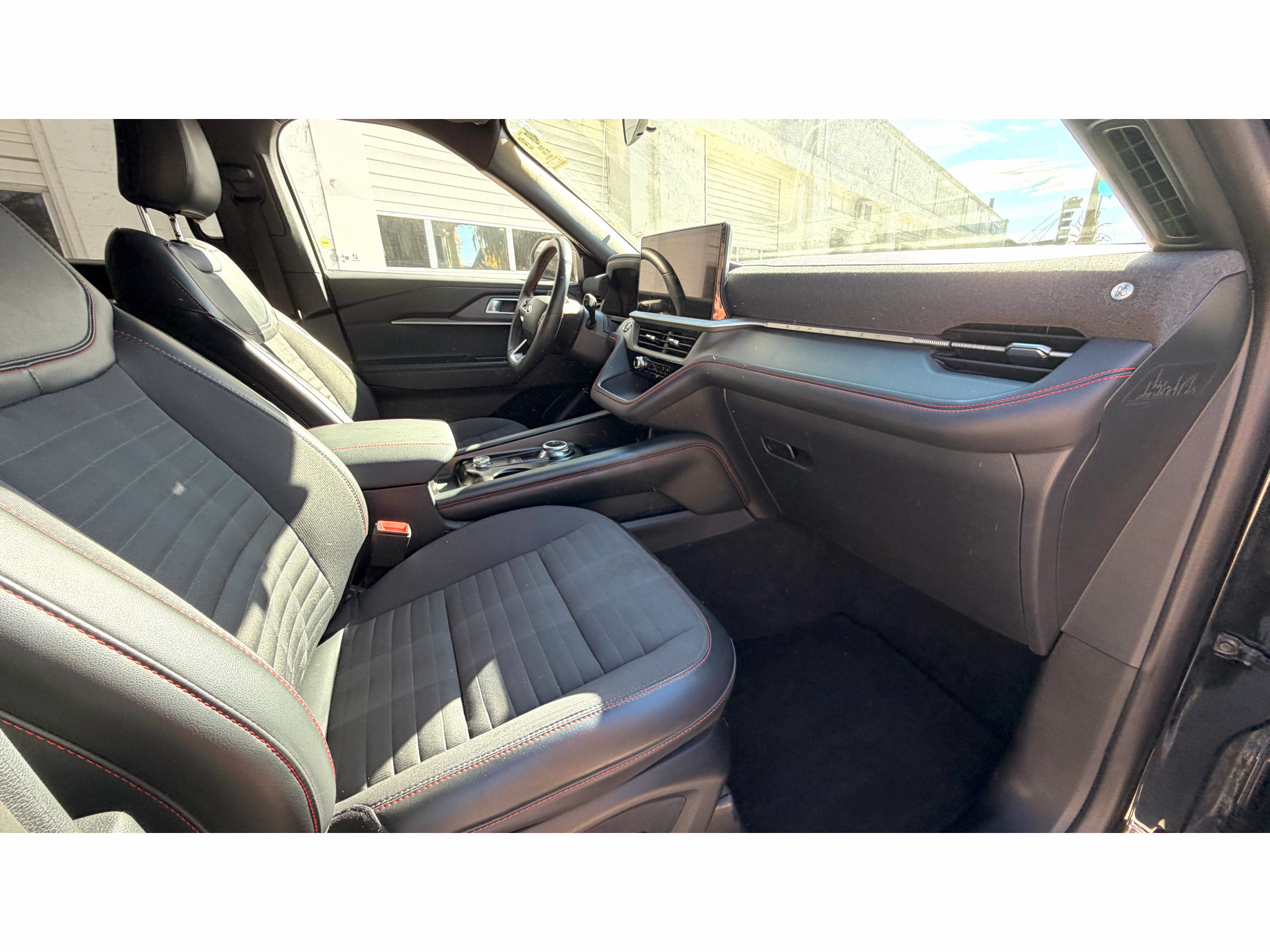 Used 2026 Ford Explorer ST-Line AWD/4WD image 10