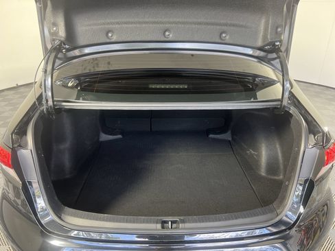 Used 2022 Toyota Corolla LE FWD image 34