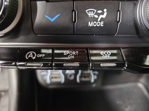 Used 2021 Dodge Durango GT w/ Blacktop Package AWD/4WD image 28