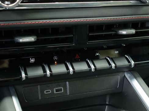 New 2025 Chevrolet Colorado Z71 image 20