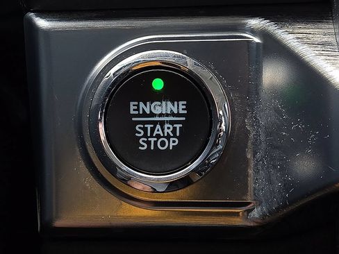 Used 2022 Ford F150 Lariat AWD/4WD image 15