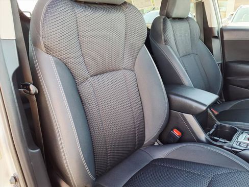 Used 2020 Subaru Forester Premium image 12