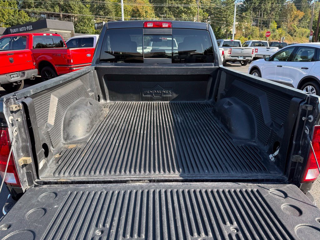 Used 2018 RAM 1500 Classic SLT AWD/4WD image 10