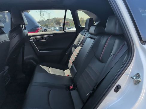 Used 2024 Toyota RAV4 XSE w/ Premium Package image 7