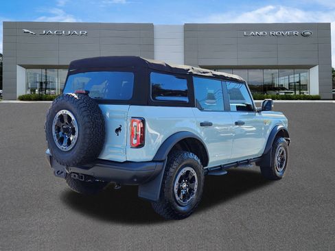 Used 2022 Ford Bronco Badlands image 4