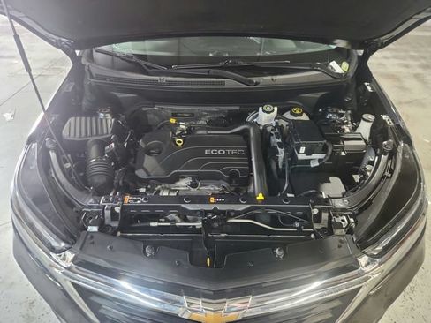 Used 2022 Chevrolet Equinox LT FWD image 29
