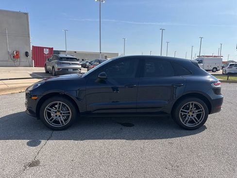 Used 2021 Porsche Macan image 2