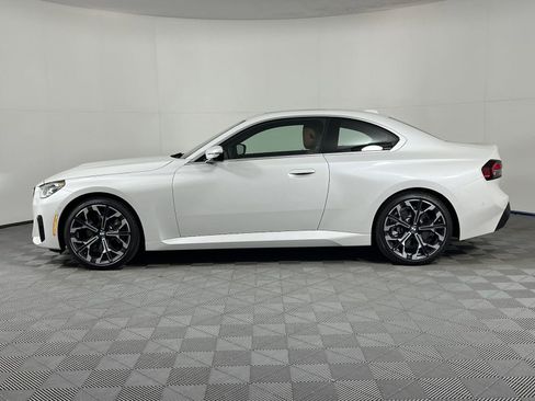 Used 2025 BMW 230i Coupe w/ M Sport Package image 2