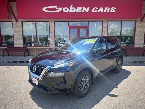 Used 2021 Nissan Rogue S FWD image 1