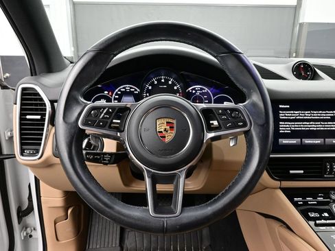 Certified 2023 Porsche Cayenne Platinum Edition AWD/4WD image 8
